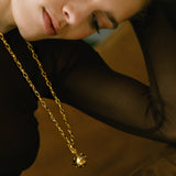 THEODORE. Collar Margaret