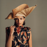 TOCADO INVITADA Gea Couture