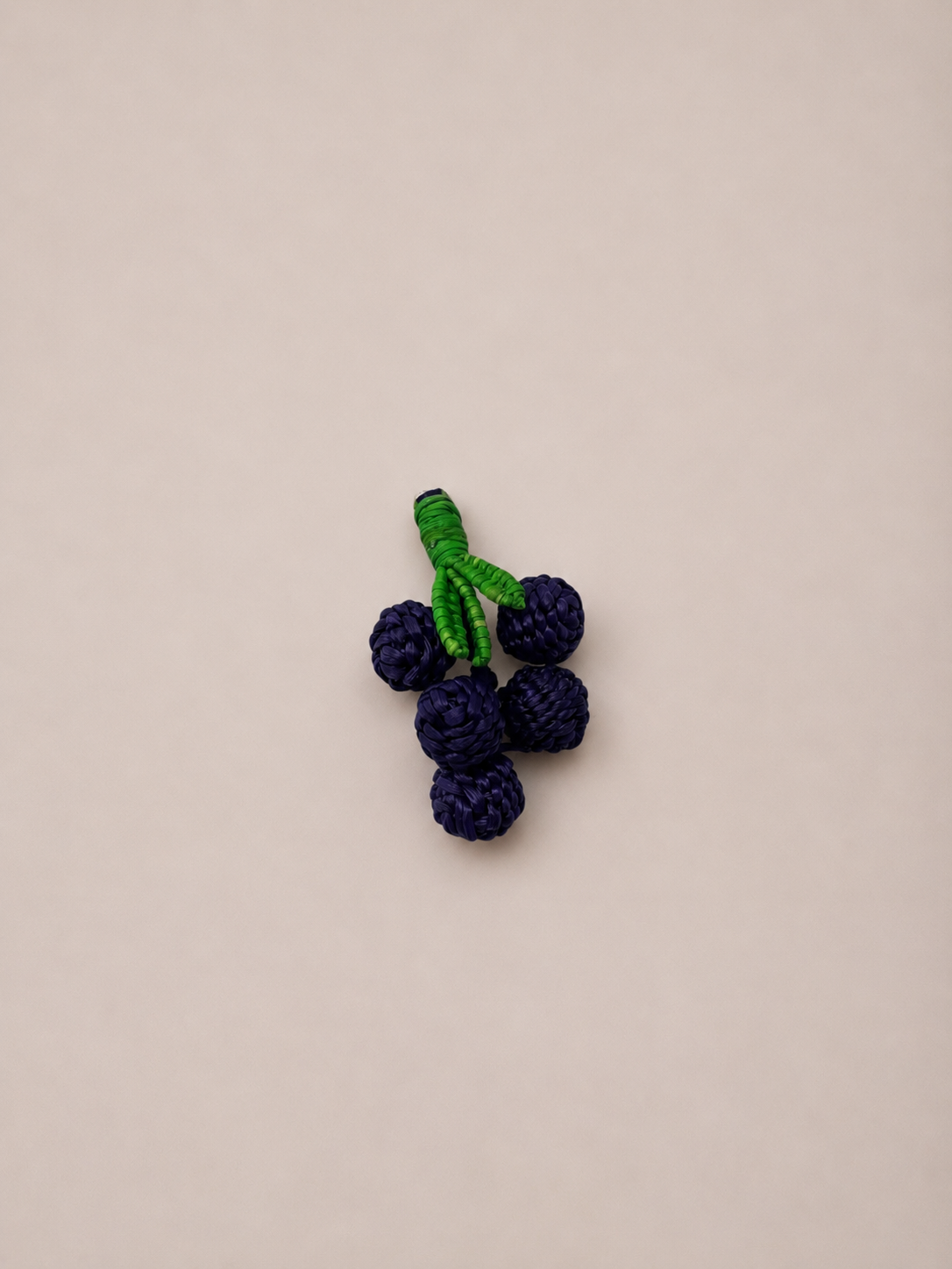 Charm Uvas