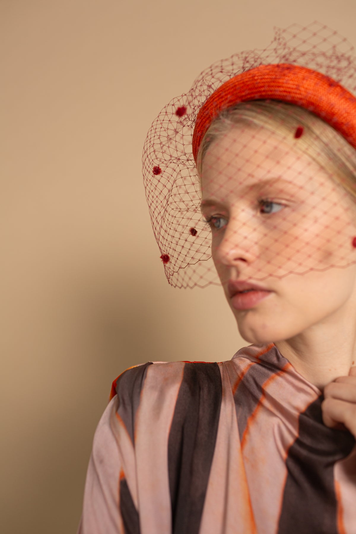 ORANGE GUEST HEADDRESSES