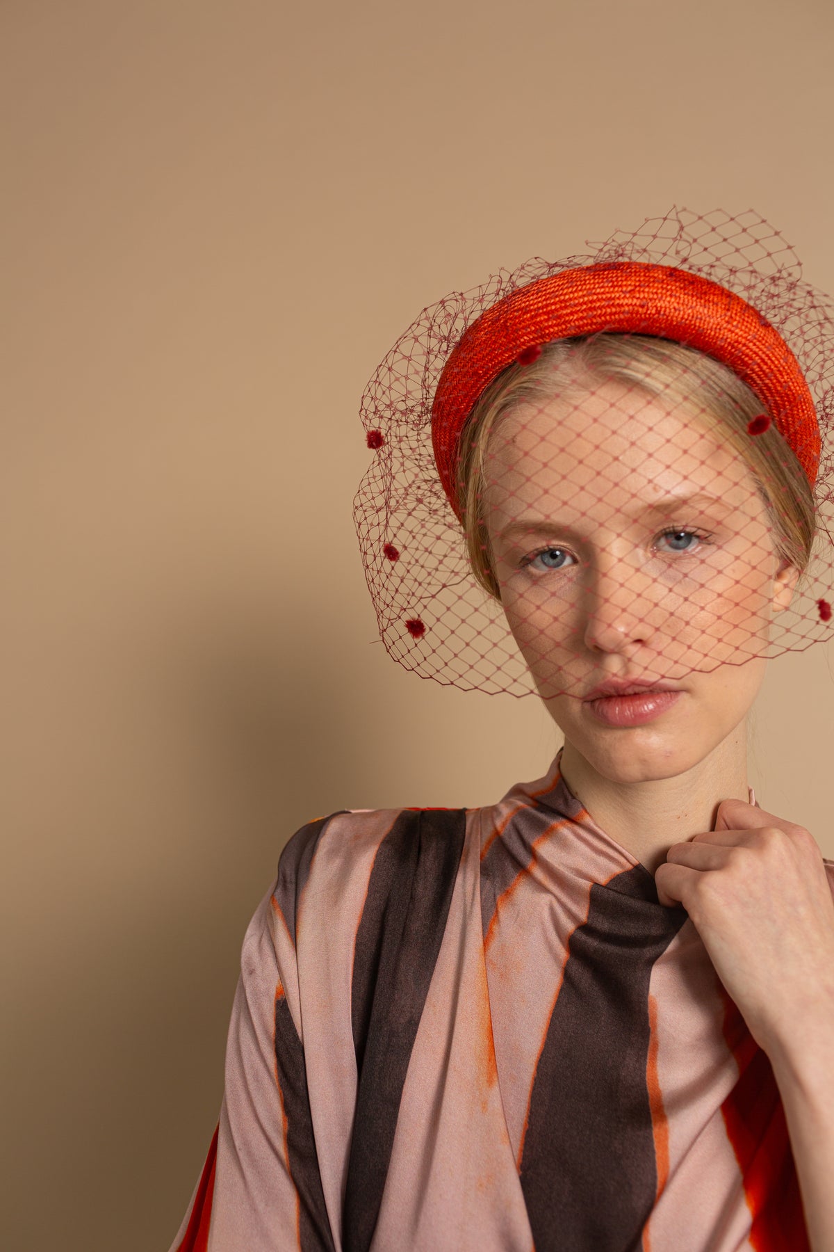 ORANGE GUEST HEADDRESSES