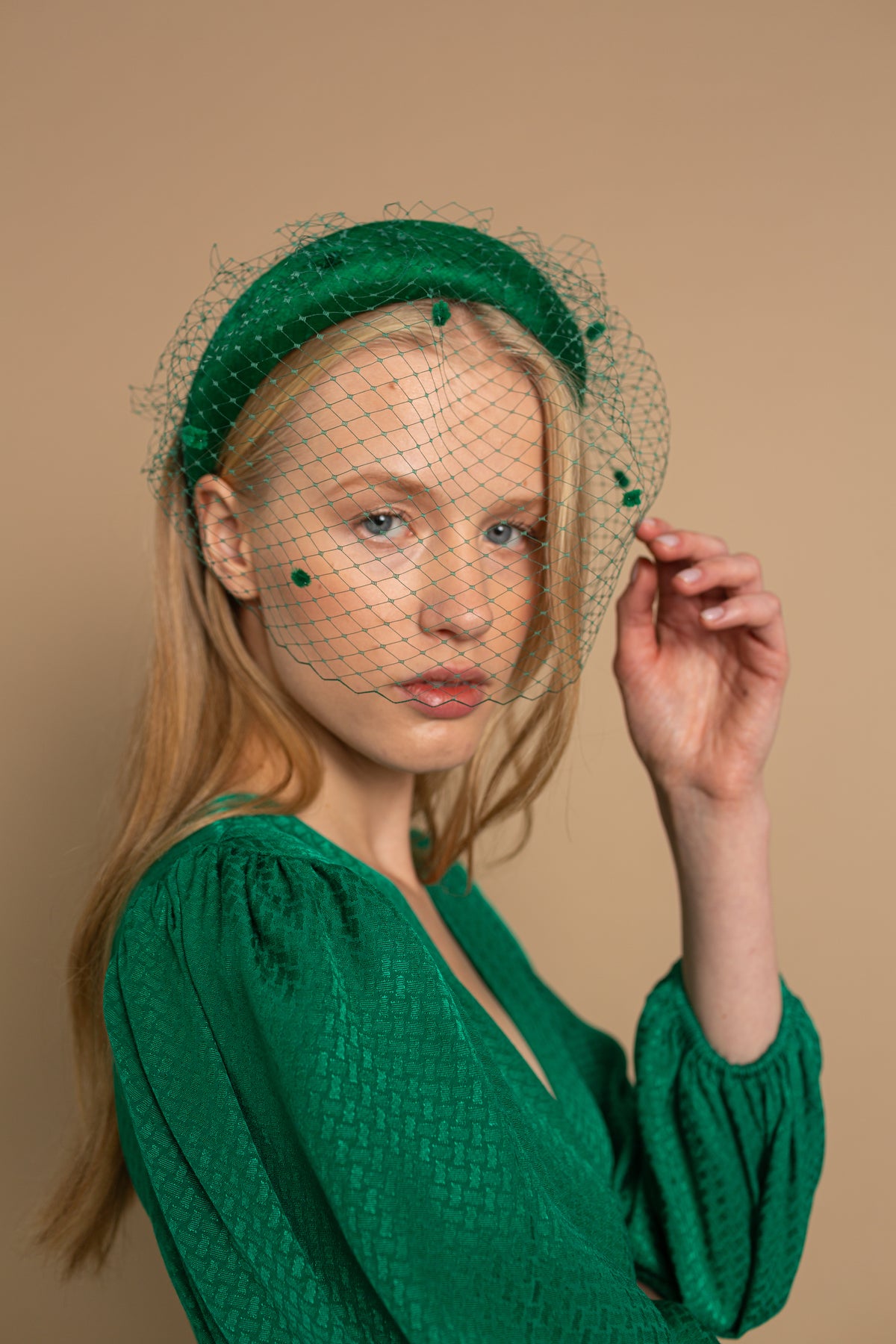 TELGREEN GUEST HEADDRESSES