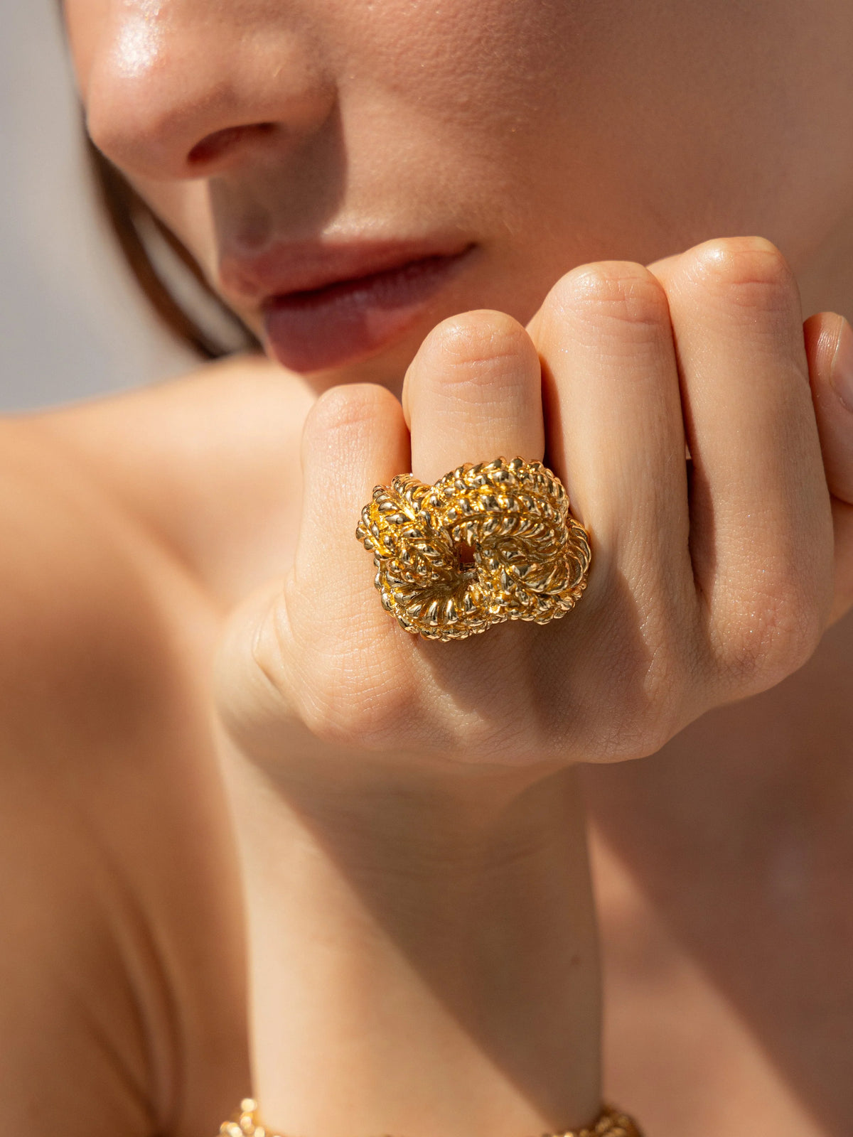 PAOLA SIGHINOLFI. Anillo Knot