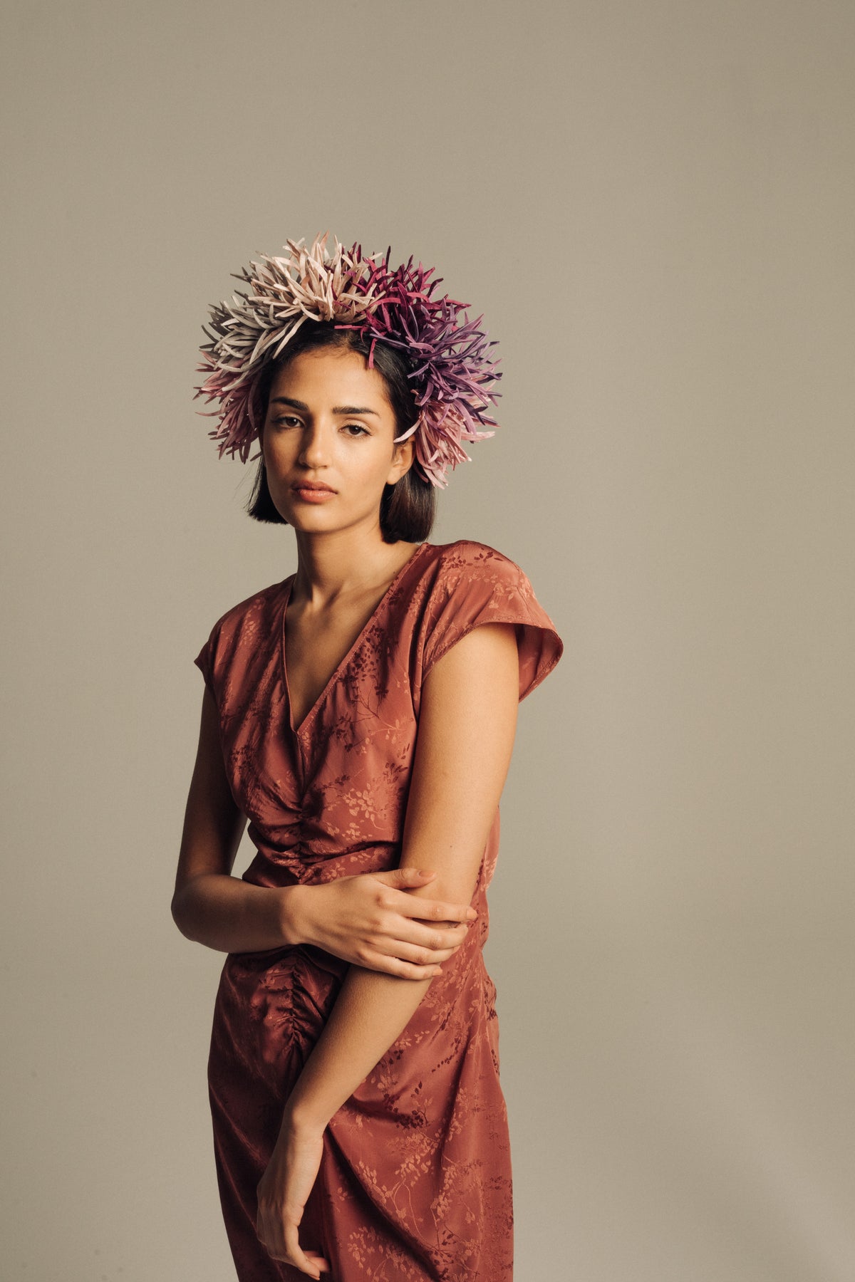 TOCADO INVITADA Nunet Couture