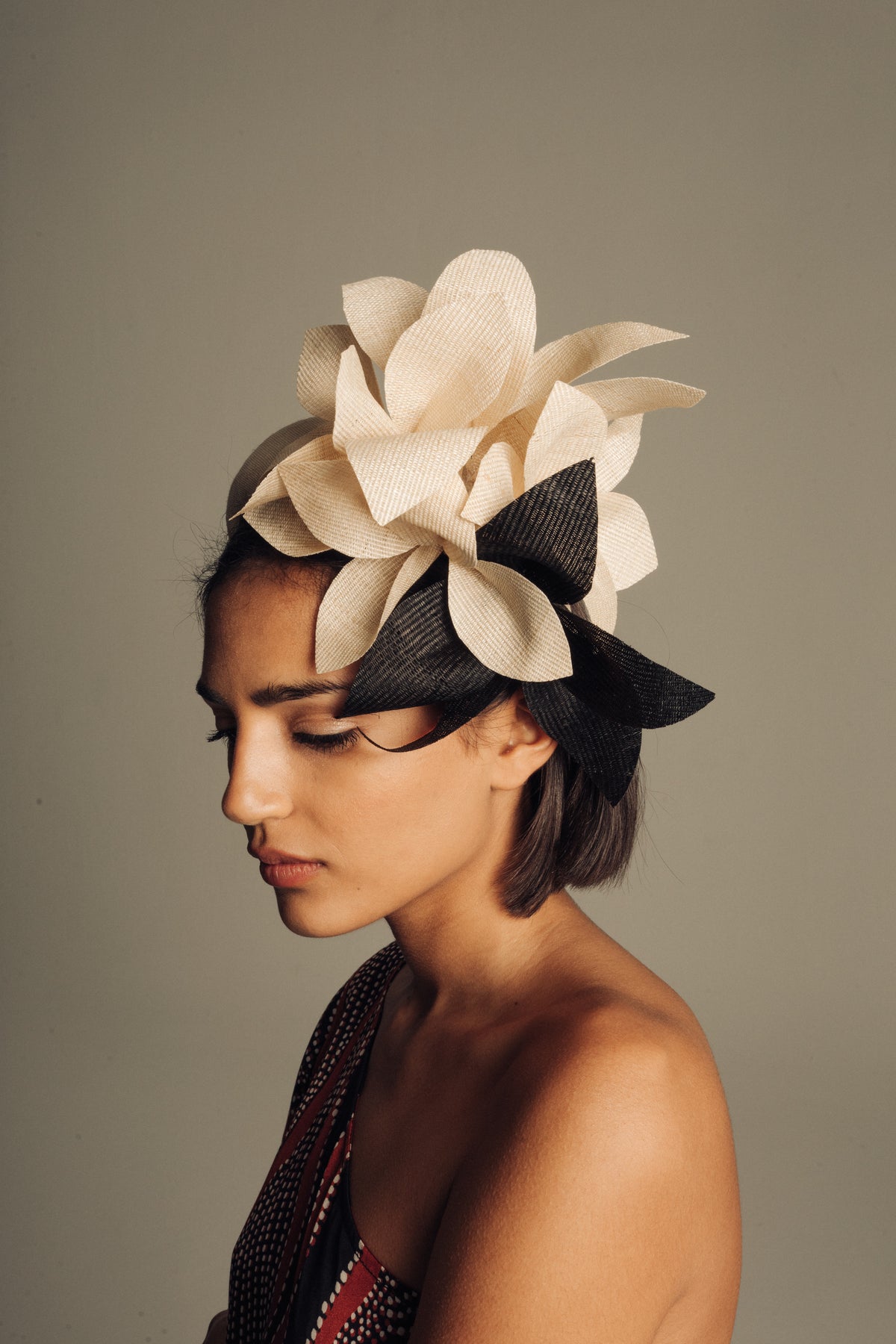 TOCADO INVITADA Freya Couture