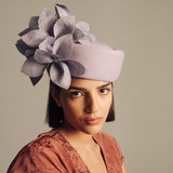 TOCADO INVITADA Sif Couture