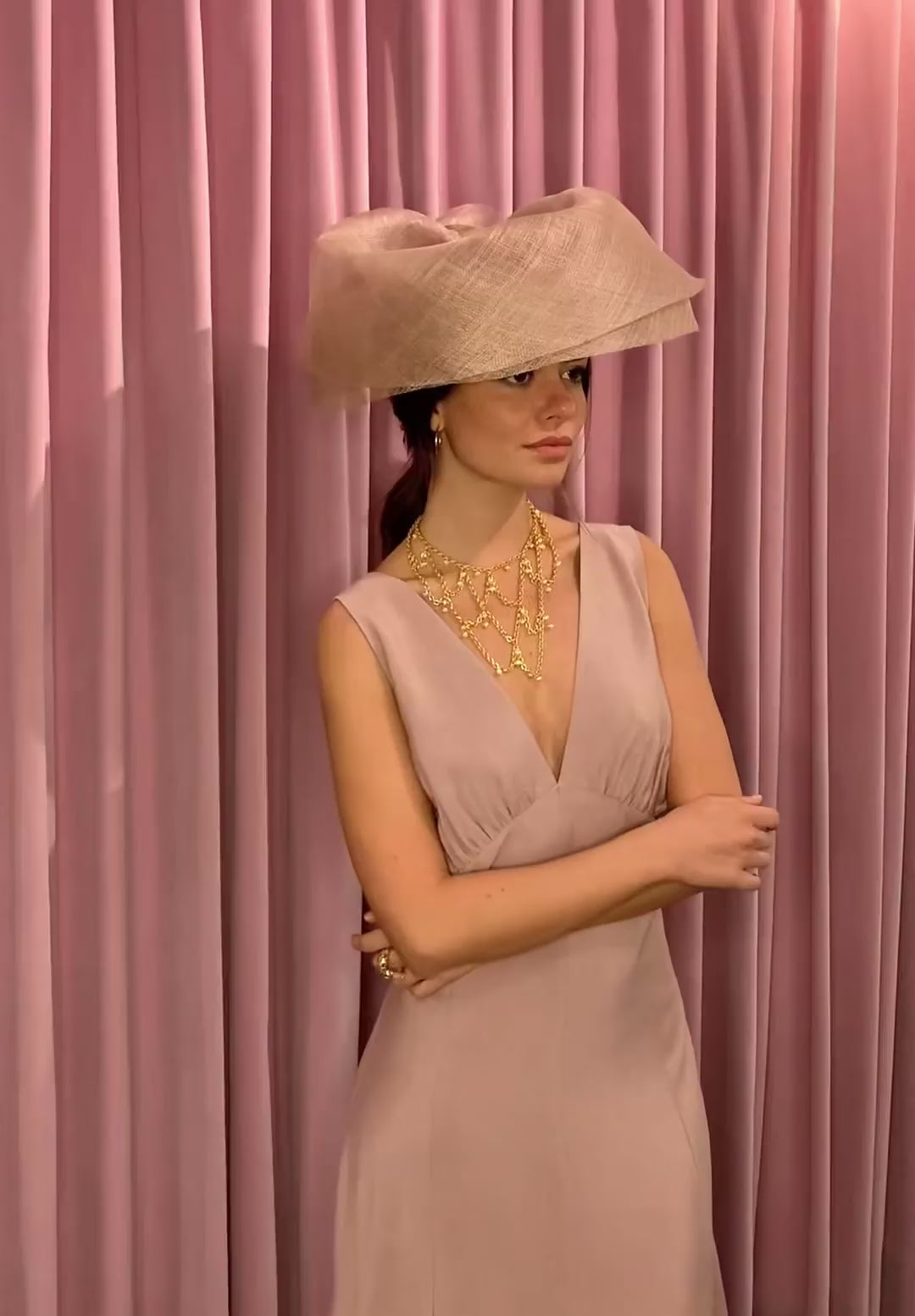 Load video: Vestido Palm Rosa