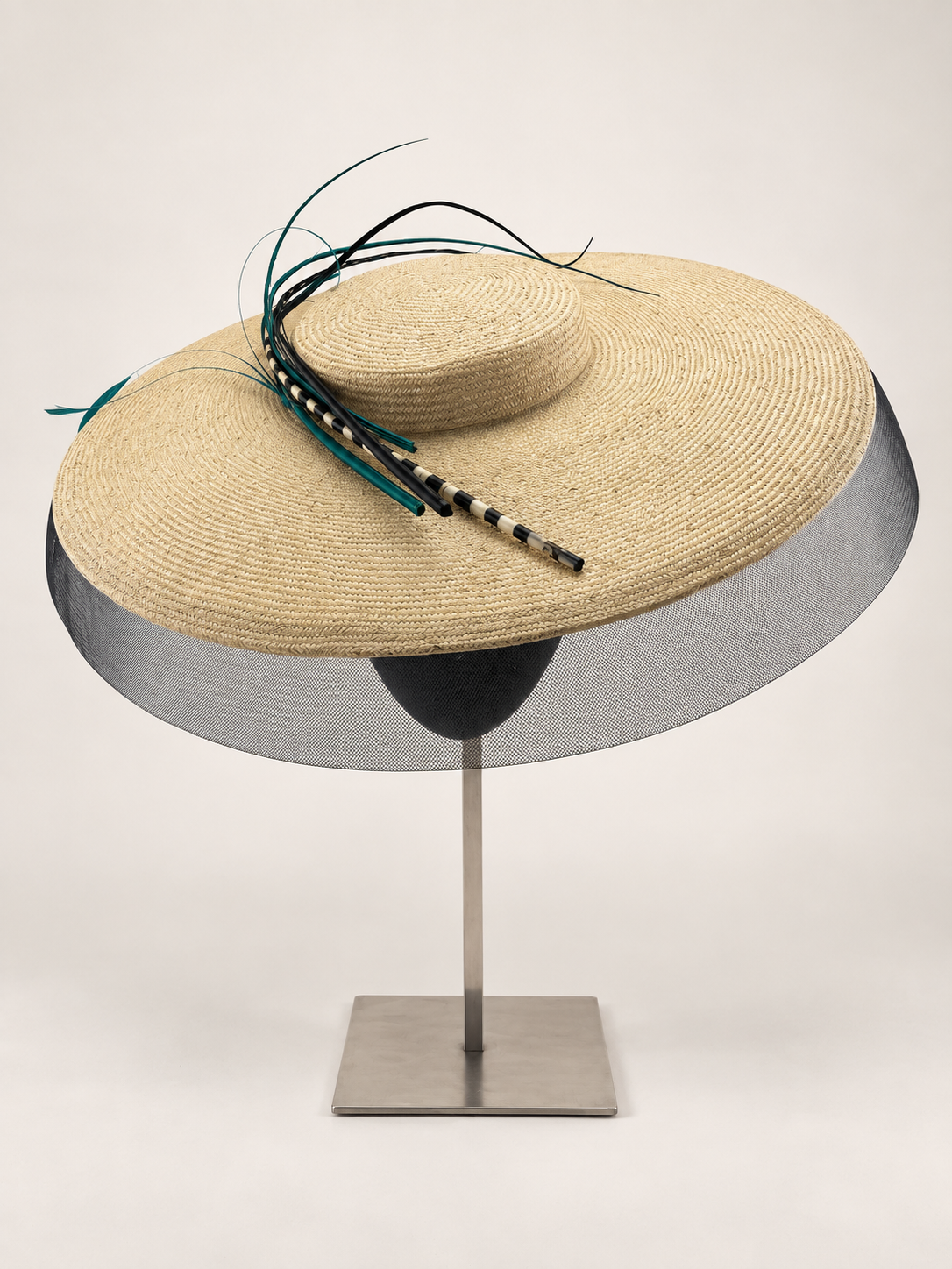 SPINY GUEST HEADDRESSES FOR RENT