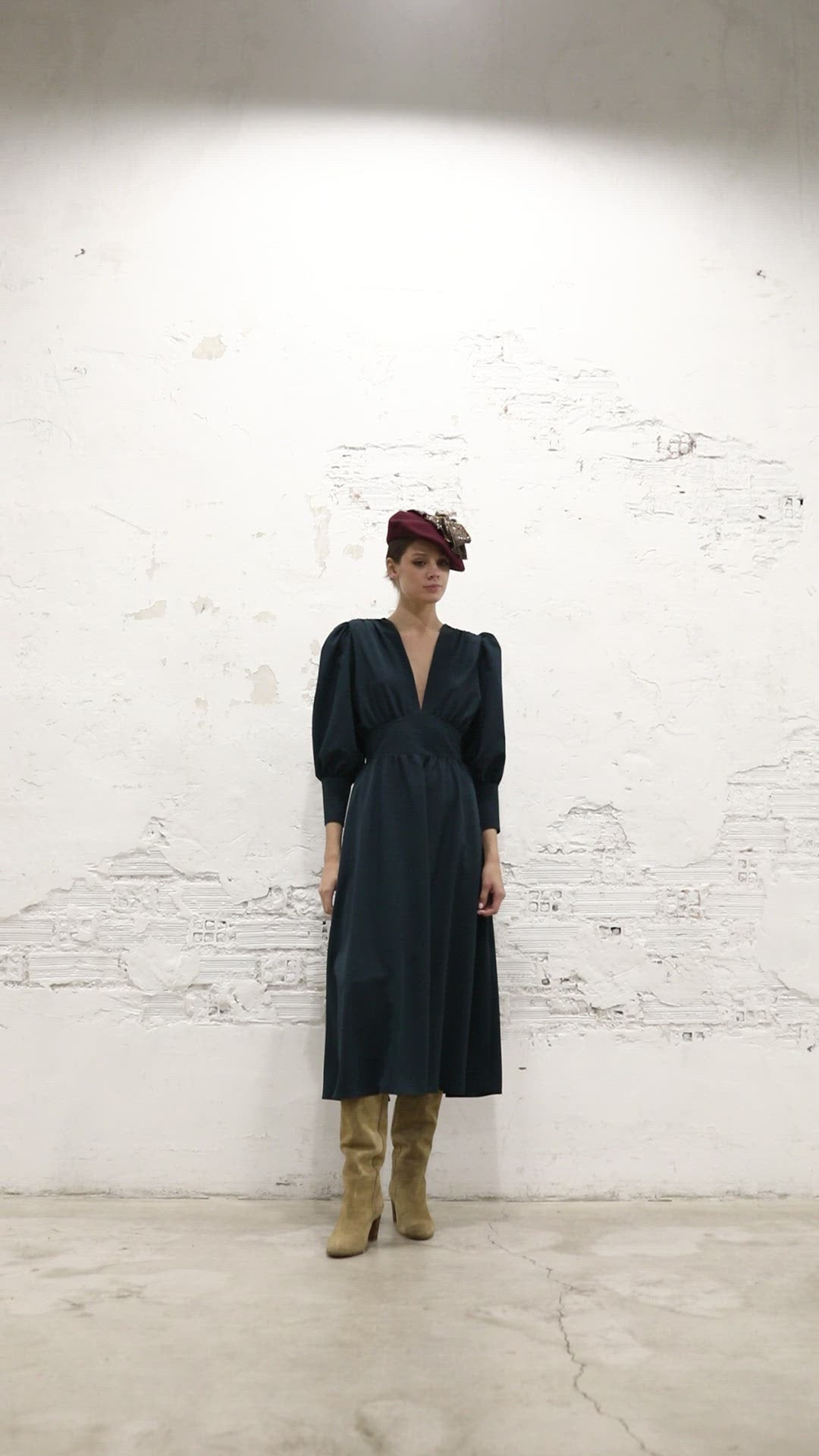 Load video: Mencía Petrol Blue Dress