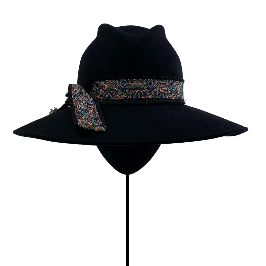CLOVER hat