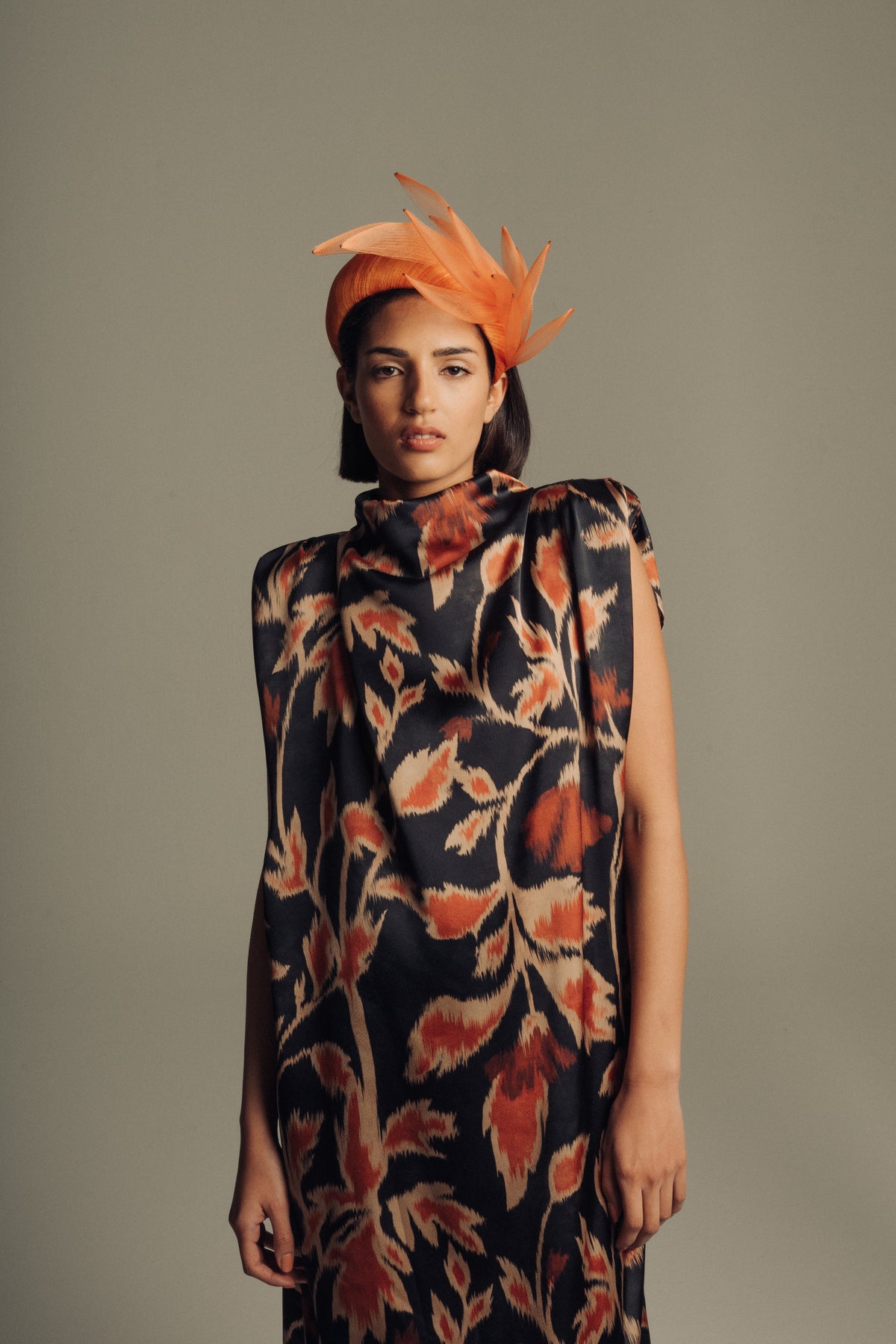 TOCADO INVITADA Amaru Couture